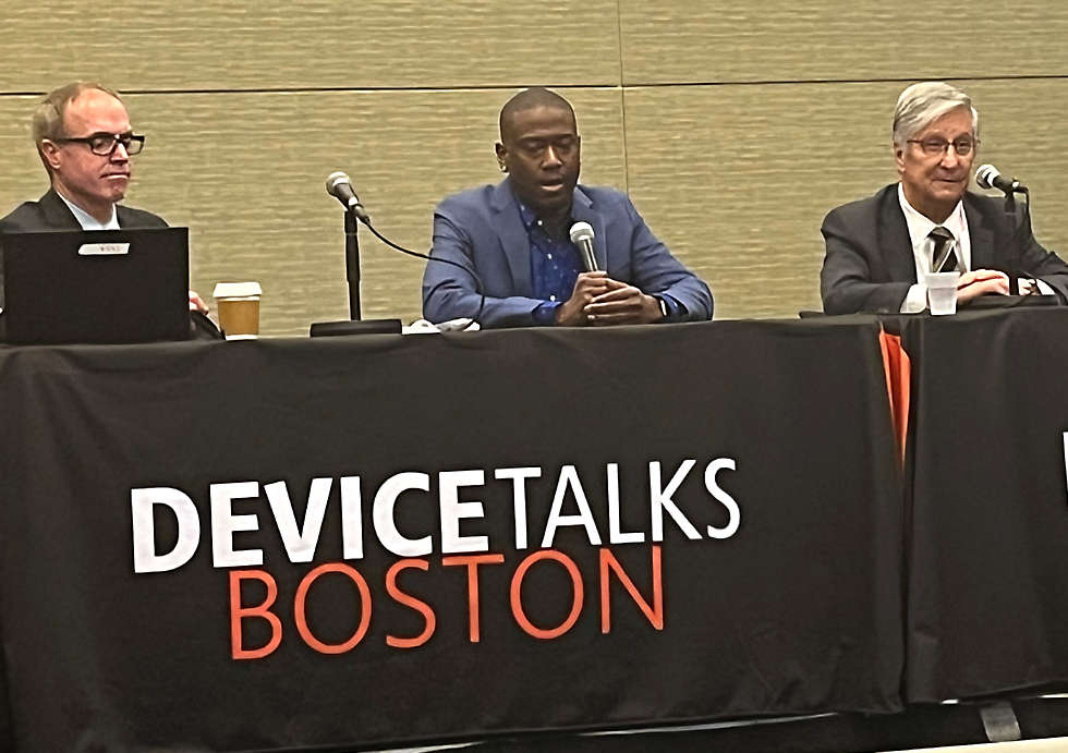 Kyreé Miller presenting at the Boston Device Talks conference in 2022